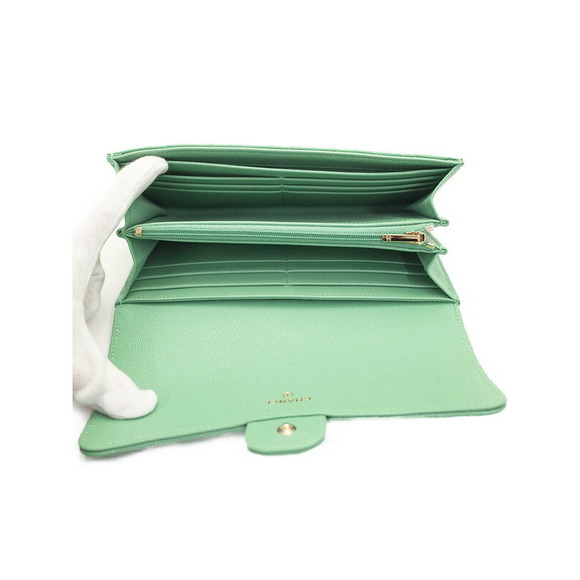 Chanel Matelasse Classic Flap Leather Wallet - Picture 3 of 5